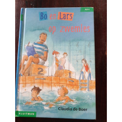 Bo en Lars op zwemles. Avi 4. Claudia de Boer.